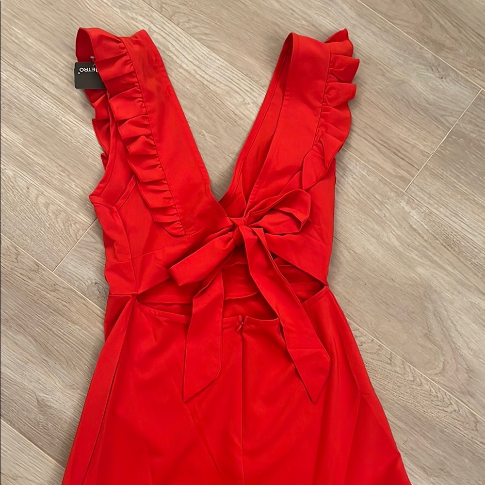 Elegant Red Ruffle Mini Dress - Picture 3 of 5